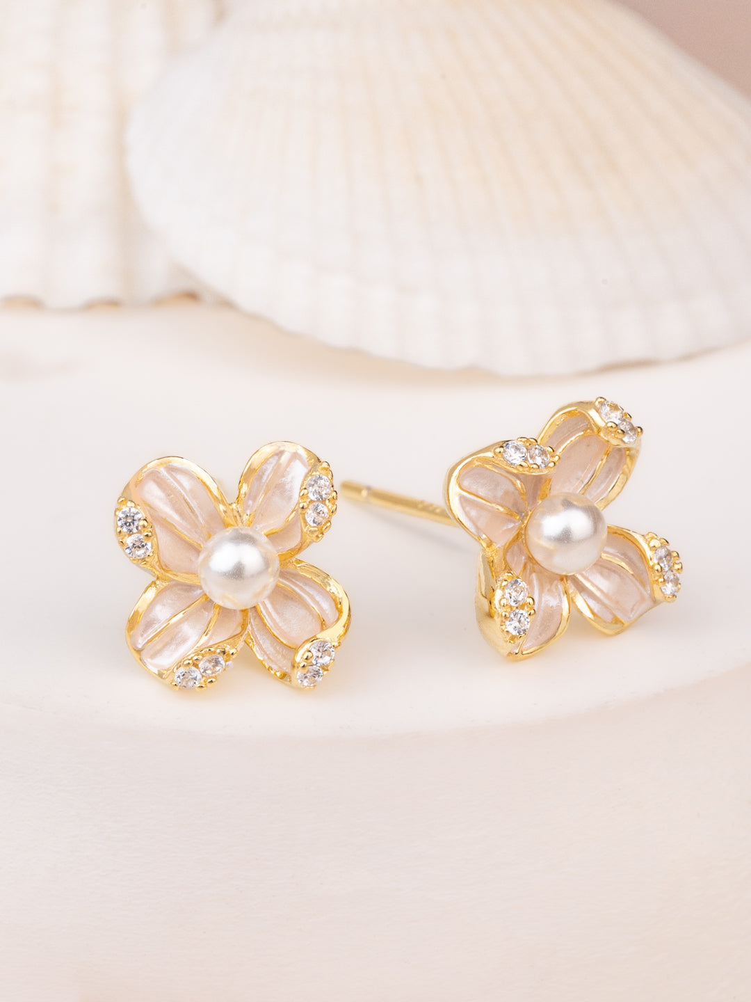 PEARL BUDS