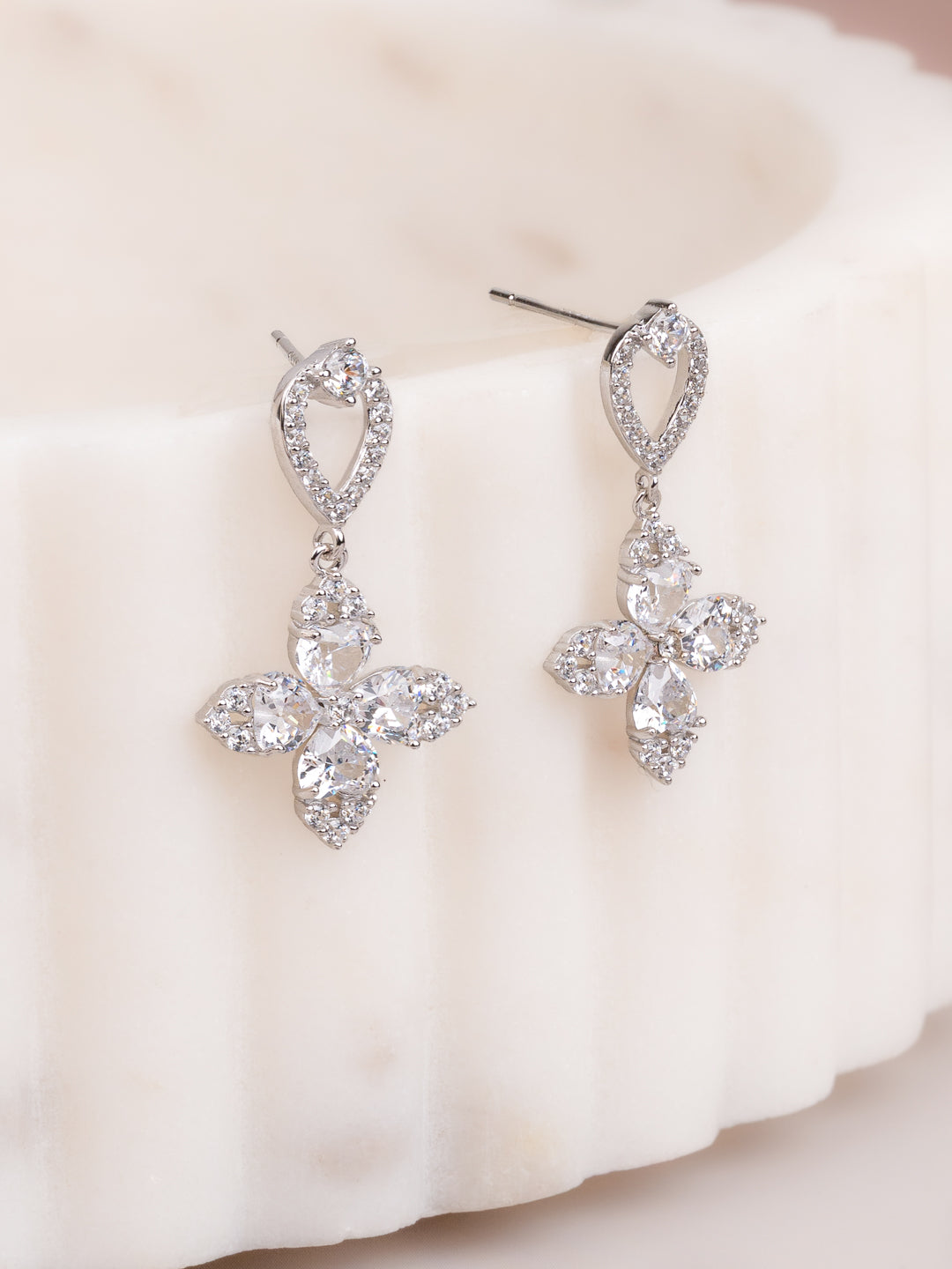 PETAL SPARK DANGLERS