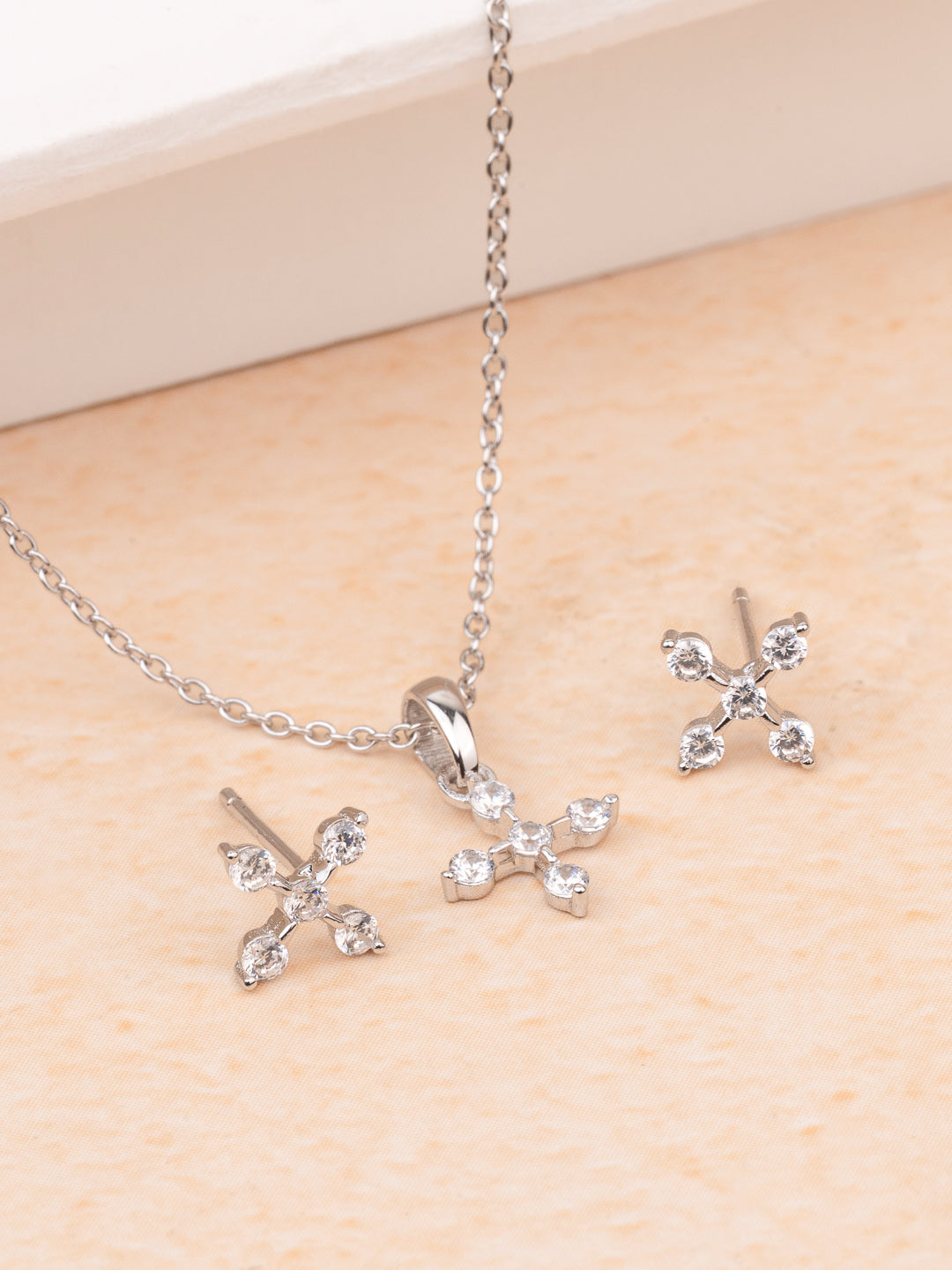 FLUERE PENDANT SET