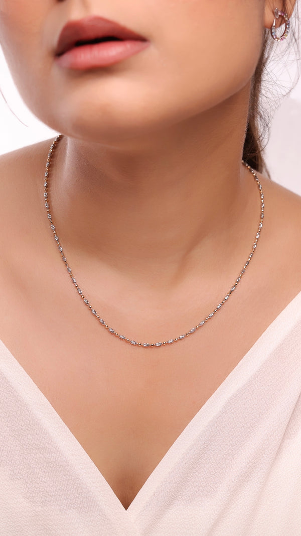 Eterna Chain Necklace